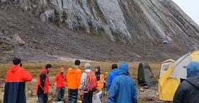 Kronologi Evakuasi 2 Pendaki Perempuan yang Meninggal di Puncak Carstensz