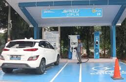 Pilihan Titik Fast Charging Mobil Listrik di Rest Area