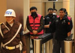 Bos Sritex Dicekal Kejagung, Iwan Lukminto Kena Sanksi