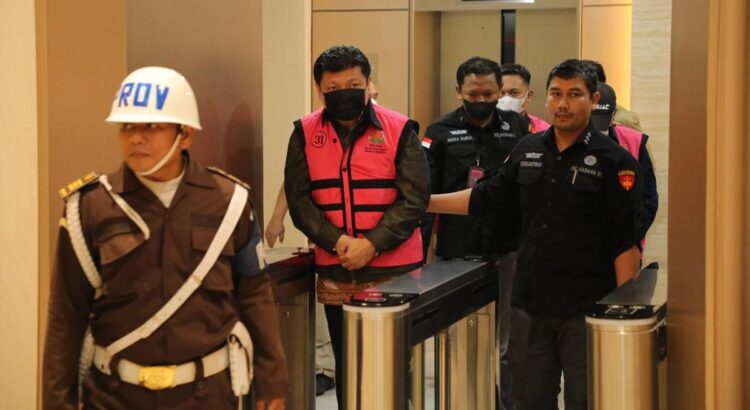 Bos Sritex Dicekal Kejagung, Iwan Lukminto Kena Sanksi
