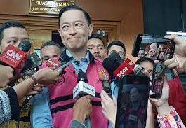 Tom Lembong Bingung iPad & MacBook Disita di Rutan
